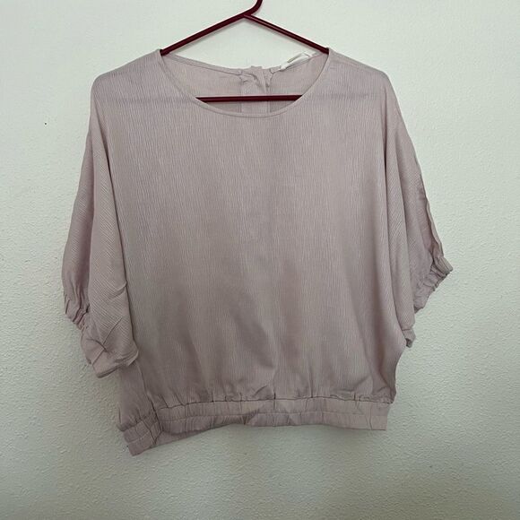 urban romantics gathered waist botton back women top size M - Picture 1 of 5